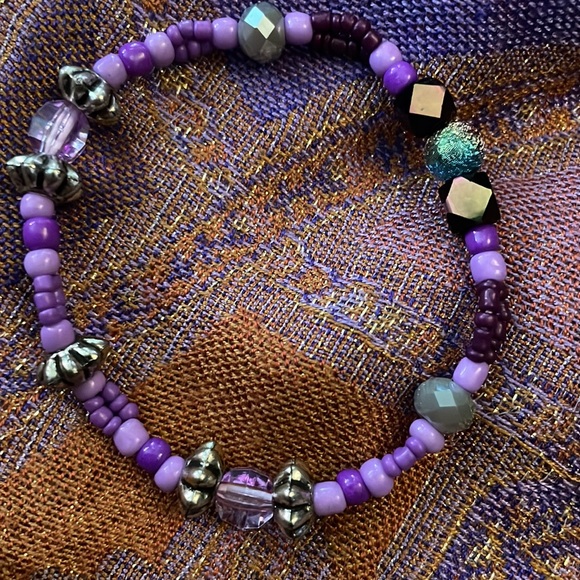 Handmade Jewelry Set 4 Stack Bracelets & Matching Earrings in Purple - Picture 9 of 12
